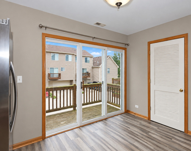 1306 Shamrock Lane - Photo Thumbnail 5