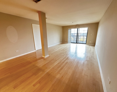 8255 Skokie Boulevard - Photo Thumbnail 2