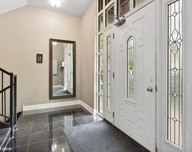 2801 W Ardmore Avenue - Photo Thumbnail 7