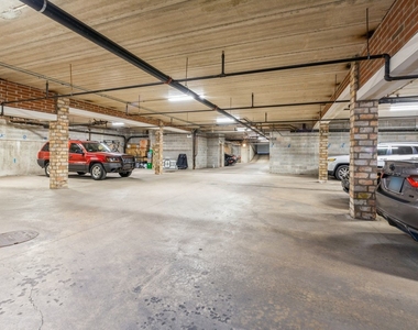 2801 W Ardmore Avenue - Photo Thumbnail 5
