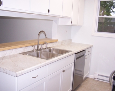 1950 Sheila Street - Photo Thumbnail 5