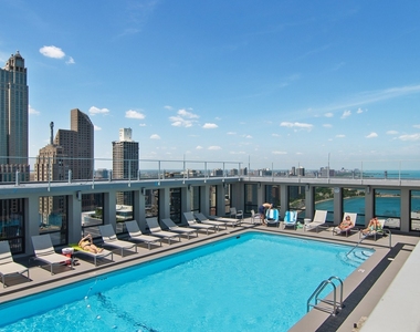 260 E Chestnut Street - Photo Thumbnail 11