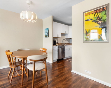 5445 N Sheridan Road - Photo Thumbnail 3