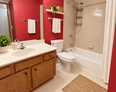 6401 W Berteau Avenue - Photo Thumbnail 2