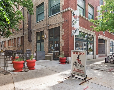 1901 S Calumet Avenue - Photo Thumbnail 18