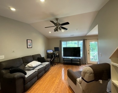 215 Brett Circle - Photo Thumbnail 1