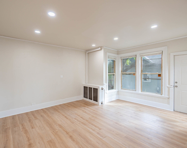 414 South Boulevard - Photo Thumbnail 3