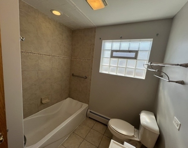 7946 Nordica Avenue - Photo Thumbnail 10