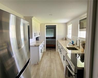 4813 Esplanade Street - Photo Thumbnail 7
