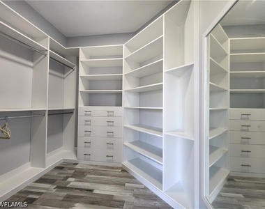 9270 Belleza Way - Photo Thumbnail 16