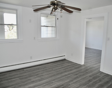 104 Prospect - Photo Thumbnail 8