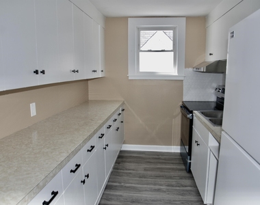 104 Prospect - Photo Thumbnail 2