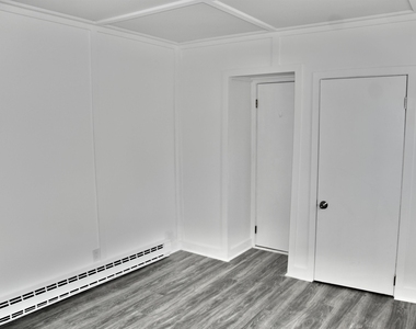 104 Prospect - Photo Thumbnail 17