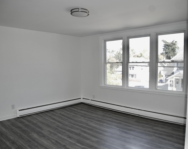 104 Prospect - Photo Thumbnail 14