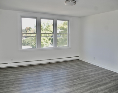 104 Prospect - Photo Thumbnail 13