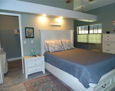 9645 Halyards Court - Photo Thumbnail 11