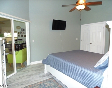9645 Halyards Court - Photo Thumbnail 12
