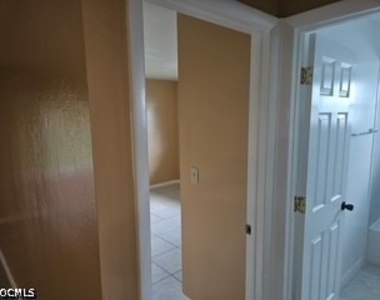 1028 Se 24th Avenue - Photo Thumbnail 6