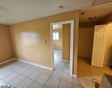 1028 Se 24th Avenue - Photo Thumbnail 10