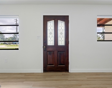 1575 Grace Avenue - Photo Thumbnail 1