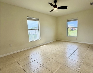 1019 Angelo Avenue - Photo Thumbnail 6