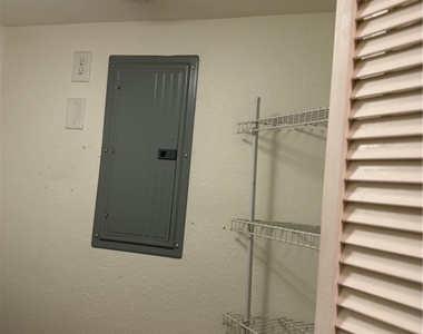 4127 Residence Drive - Photo Thumbnail 24