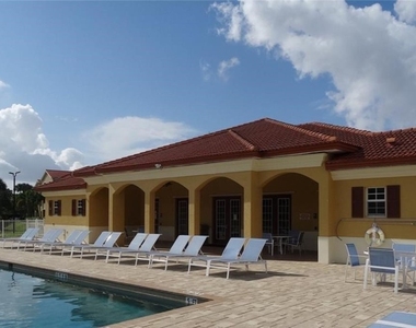 4113 Residence Drive - Photo Thumbnail 14
