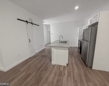 456 Grant Boulevard - Photo Thumbnail 1
