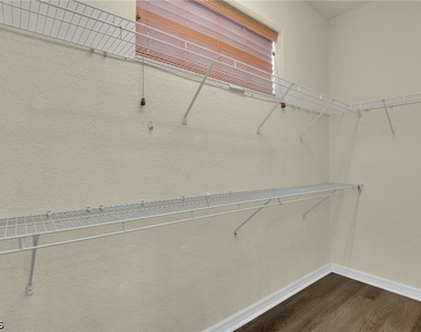11258 Coimbra Lane - Photo Thumbnail 38
