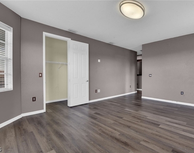 11258 Coimbra Lane - Photo Thumbnail 33