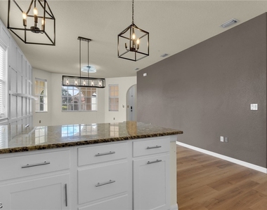 11258 Coimbra Lane - Photo Thumbnail 8