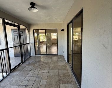 2811 Se 15th Place - Photo Thumbnail 29
