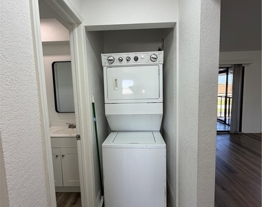 2811 Se 15th Place - Photo Thumbnail 26
