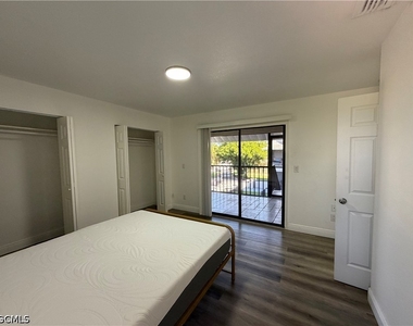 2811 Se 15th Place - Photo Thumbnail 21