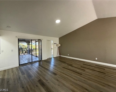 2811 Se 15th Place - Photo Thumbnail 14