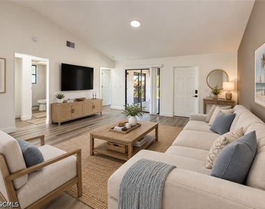 2811 Se 15th Place - Photo Thumbnail 2