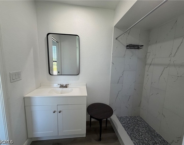 2811 Se 15th Place - Photo Thumbnail 23