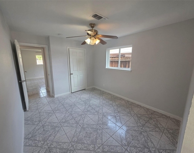 1203 Mooney Road - Photo Thumbnail 15