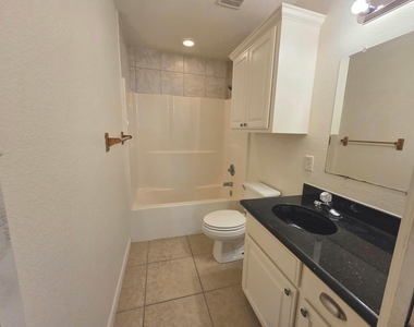 5799 Pearson Road - Photo Thumbnail 6