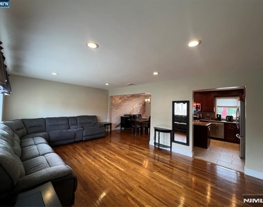 58 Harding - Photo Thumbnail 12