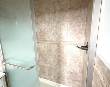 75 Maitland - Photo Thumbnail 5