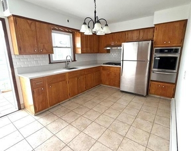 75 Maitland - Photo Thumbnail 1