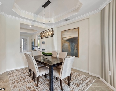 15999 Leaning Pine Lane - Photo Thumbnail 12