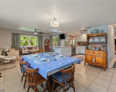 1137 N Town And River Drive - Photo Thumbnail 9