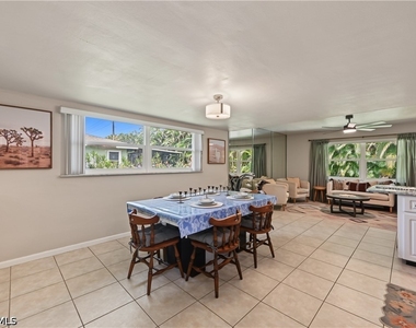 1137 N Town And River Drive - Photo Thumbnail 7
