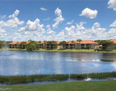 6580 Huntington Lakes Circle - Photo Thumbnail 18