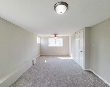 605 N Avenue A - Photo Thumbnail 43
