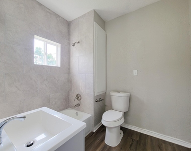 605 N Avenue A - Photo Thumbnail 24
