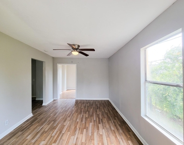 605 N Avenue A - Photo Thumbnail 29