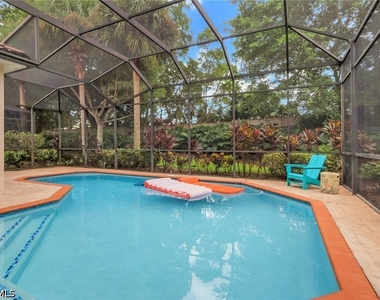 8816 Ventura Way - Photo Thumbnail 13